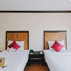 Seafront Superior Room-TWN Bed